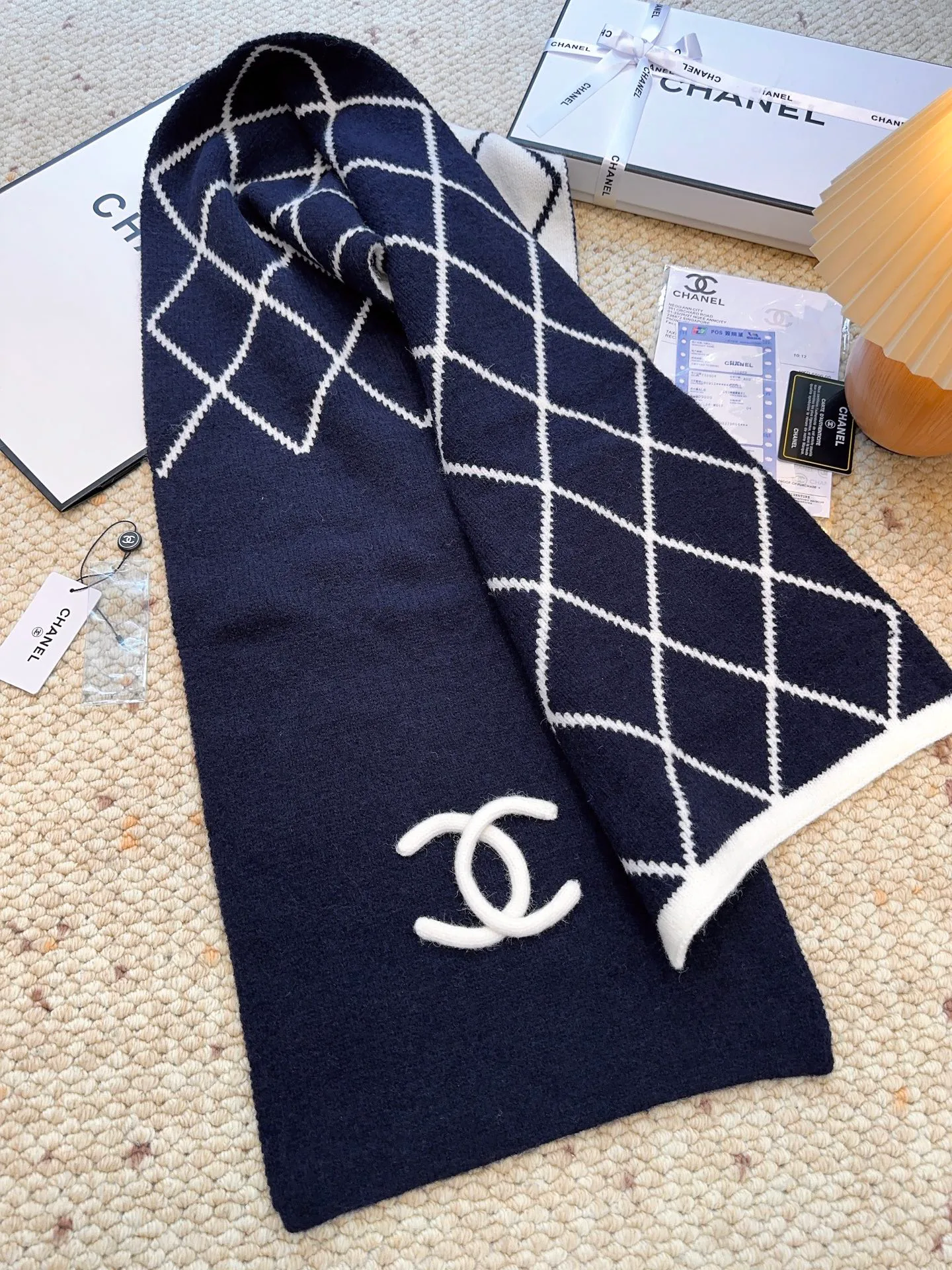 Шарфы Chanel 18105430