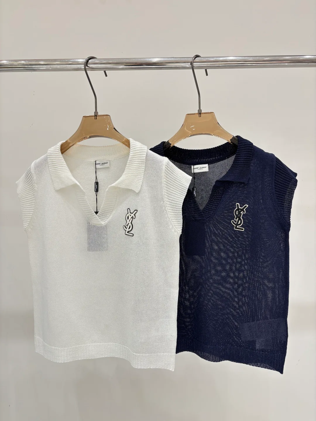 Топы Женские Saint Laurent 13479787