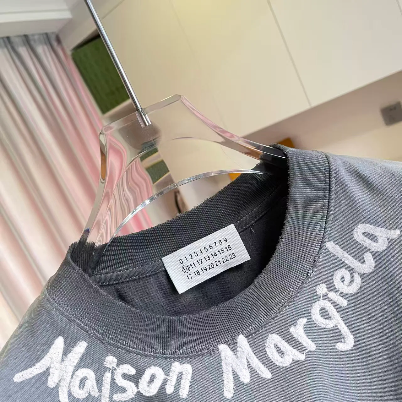 Футболки Женские Maison Margiela 9352387