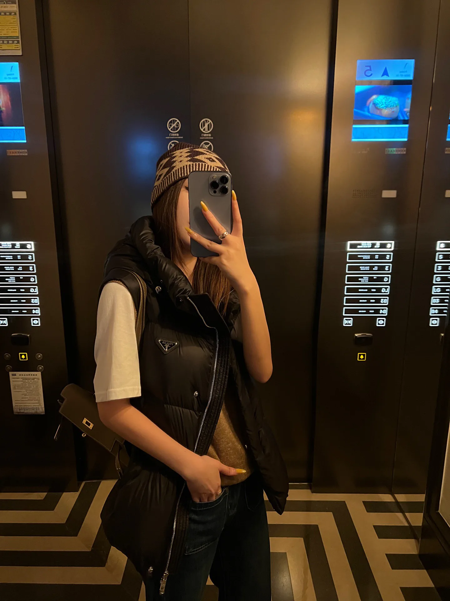 Жилеты Женские Prada 18677899