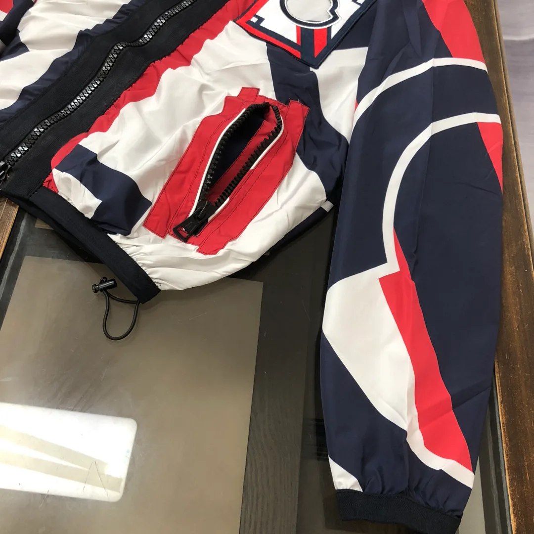 Куртки И Пуховики Мужские Moncler 13230264