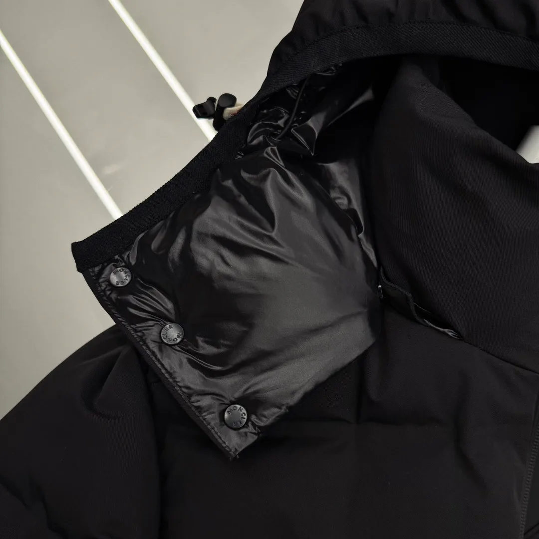 Куртки И Пуховики Женские Moncler 17418464
