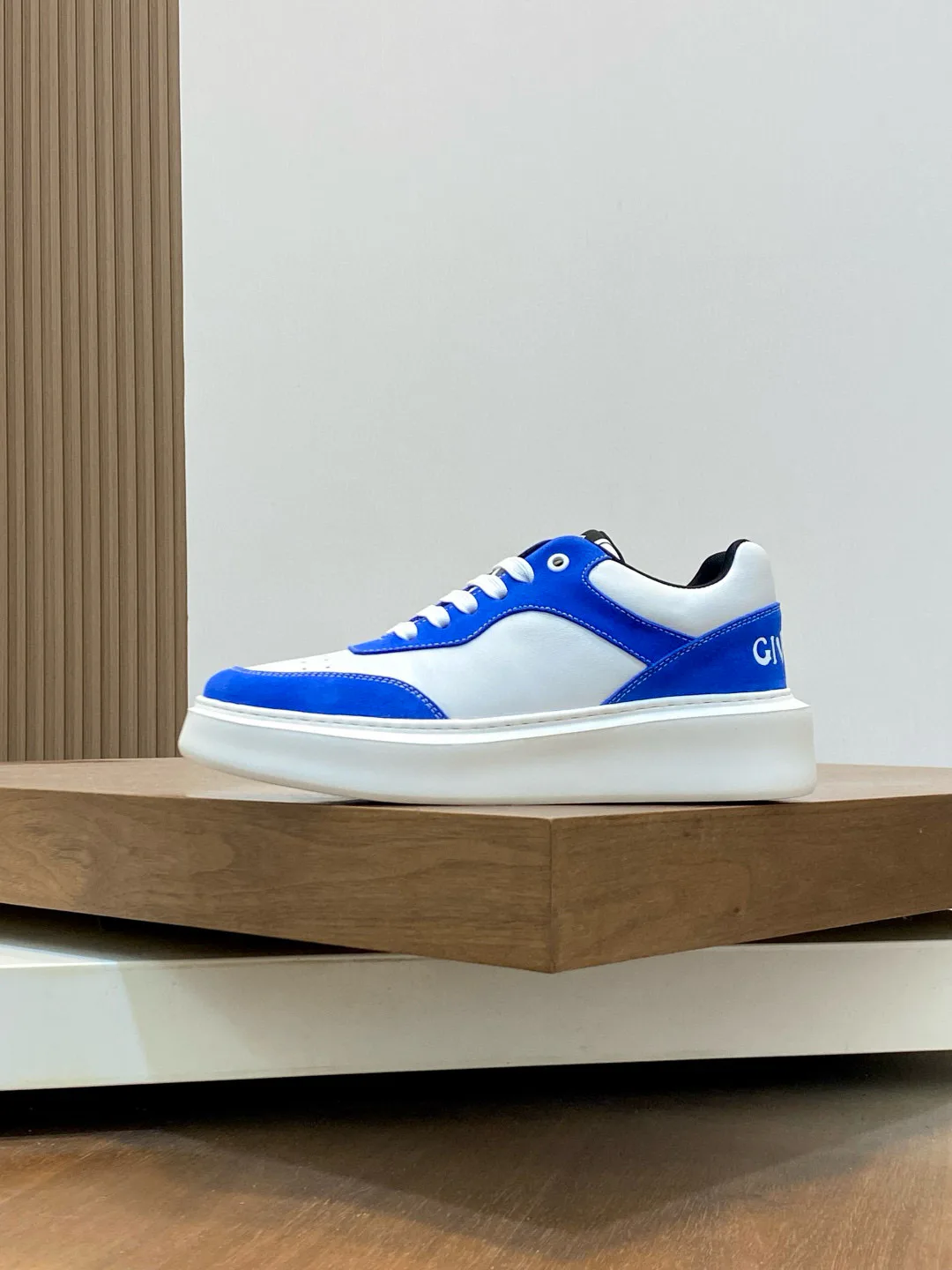 Кроссовки Мужские Givenchy 1845127