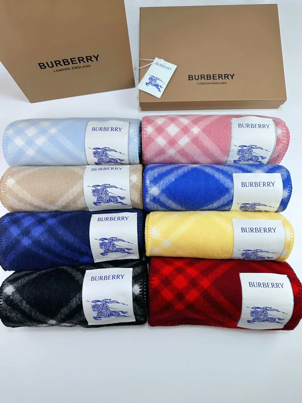 Шарфы Burberry 523808