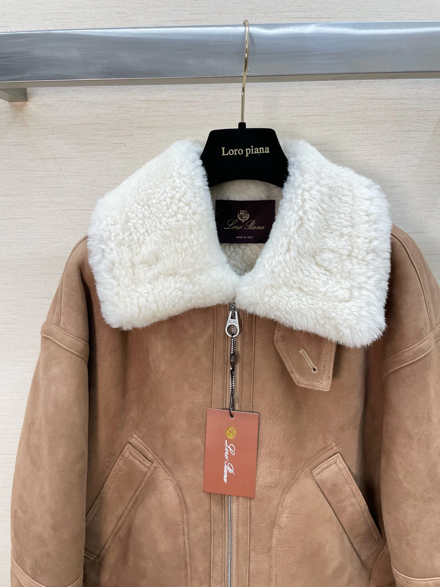 Кожаные Куртки И Дублёнки Женские Loro Piana 19684880