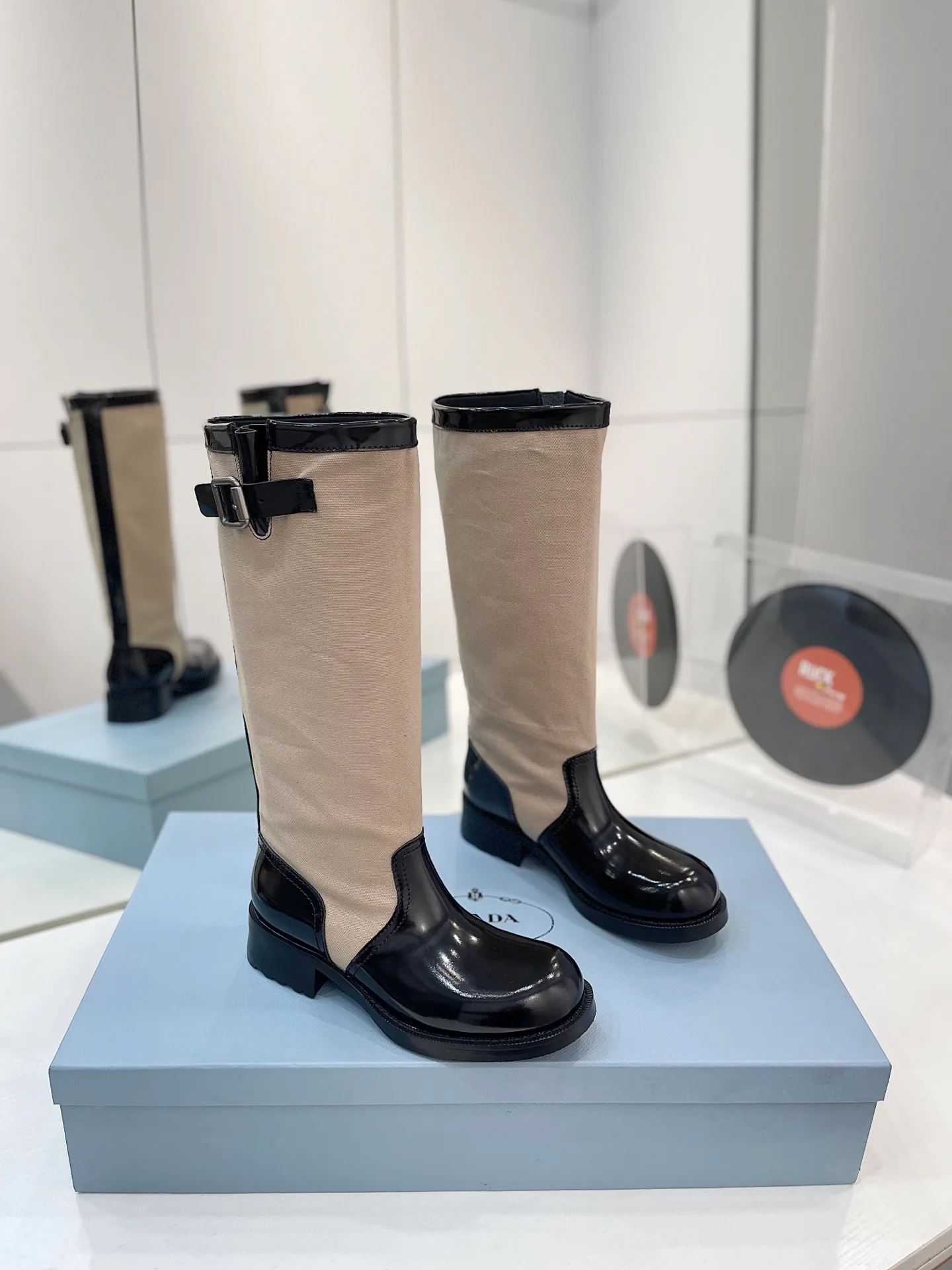 Сапоги Женские Prada 17968414