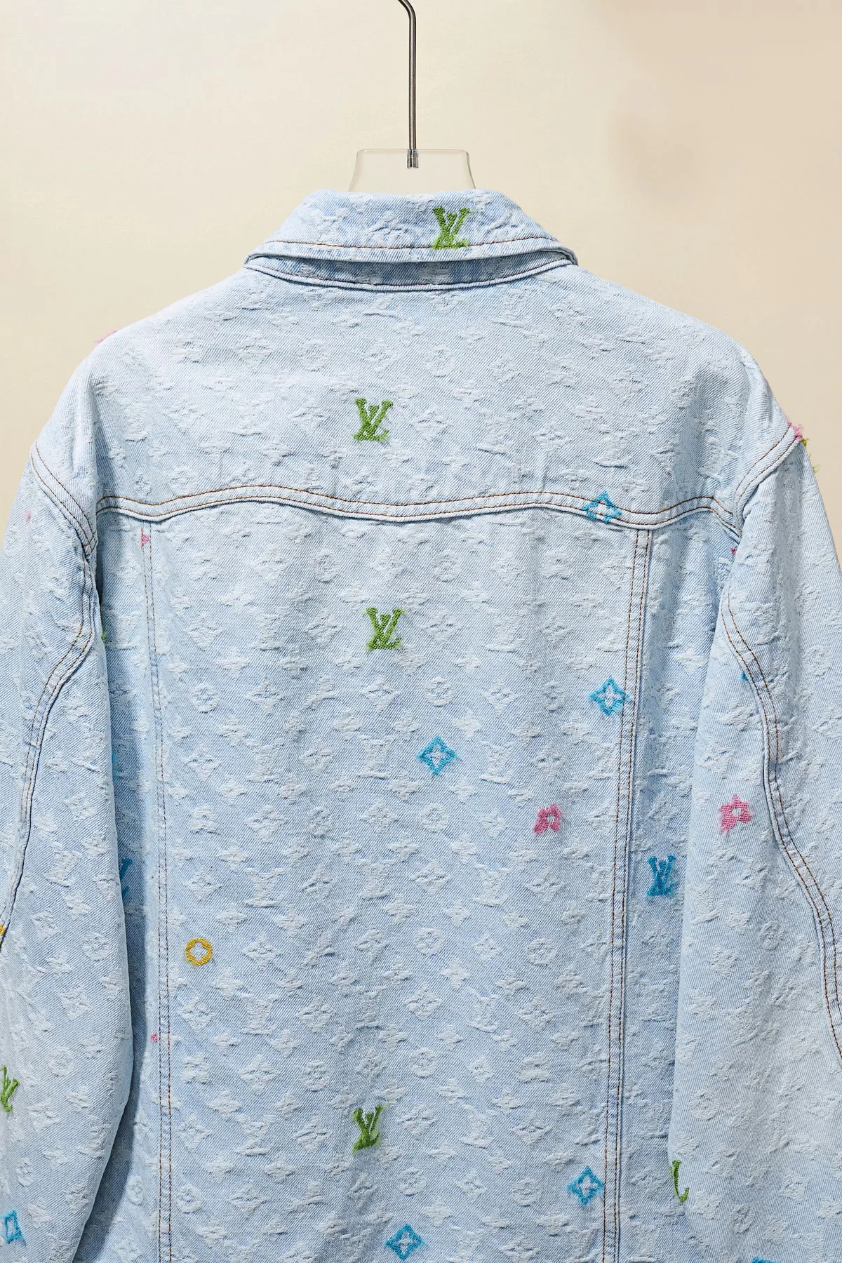 Куртки Женские Louis Vuitton 2414