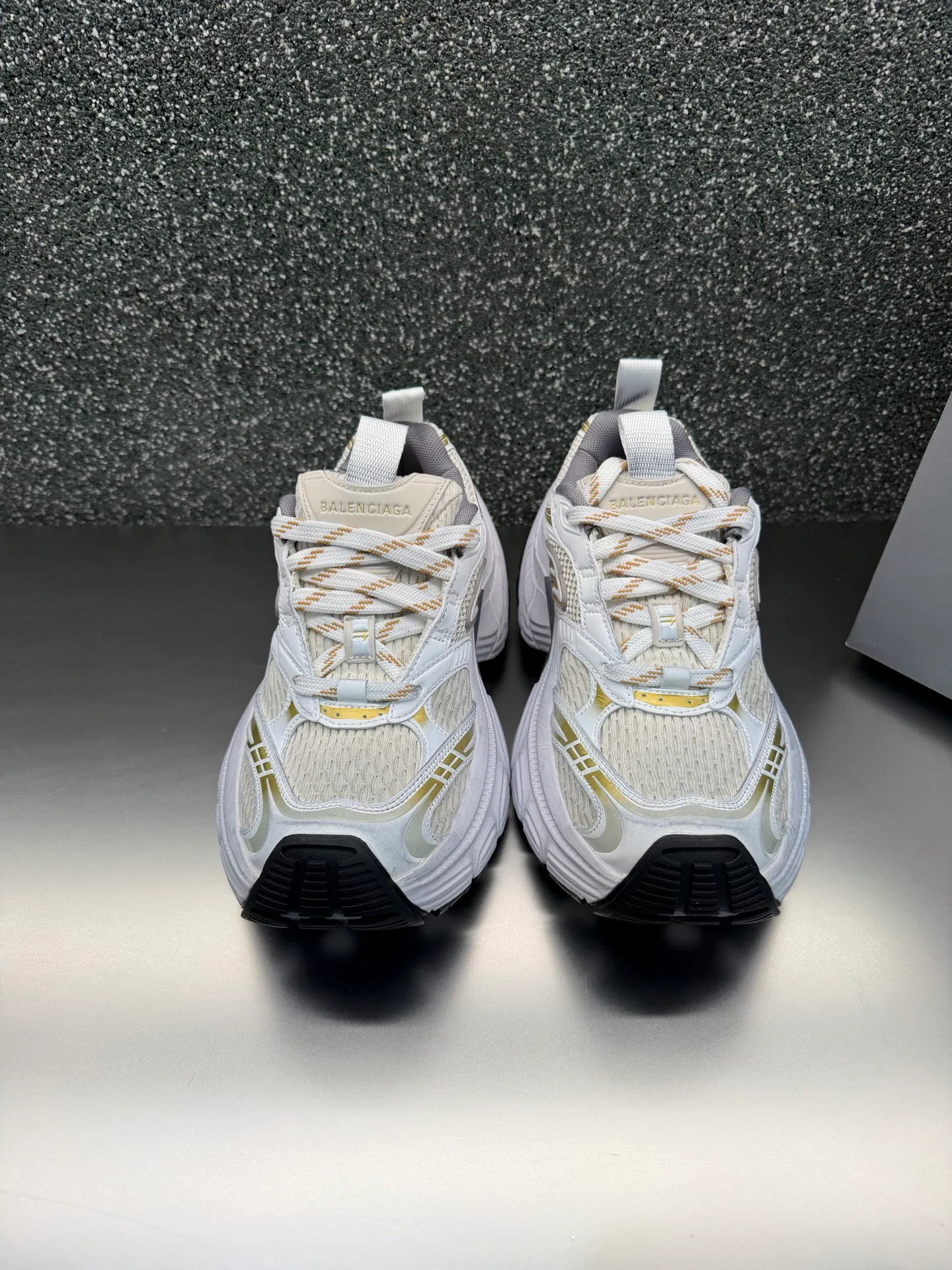 Кроссовки Женские Balenciaga 11704841