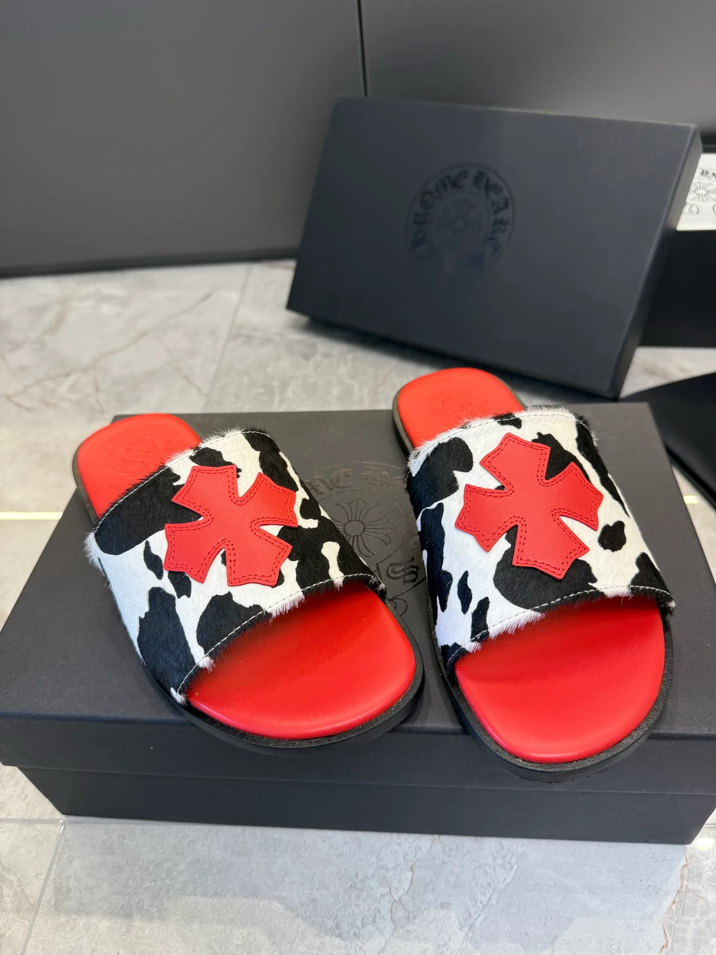 Шлепанцы Женские Chrome Hearts 1225357