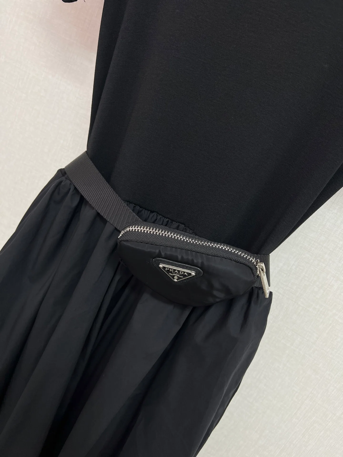 Платья Женские Prada 12696272
