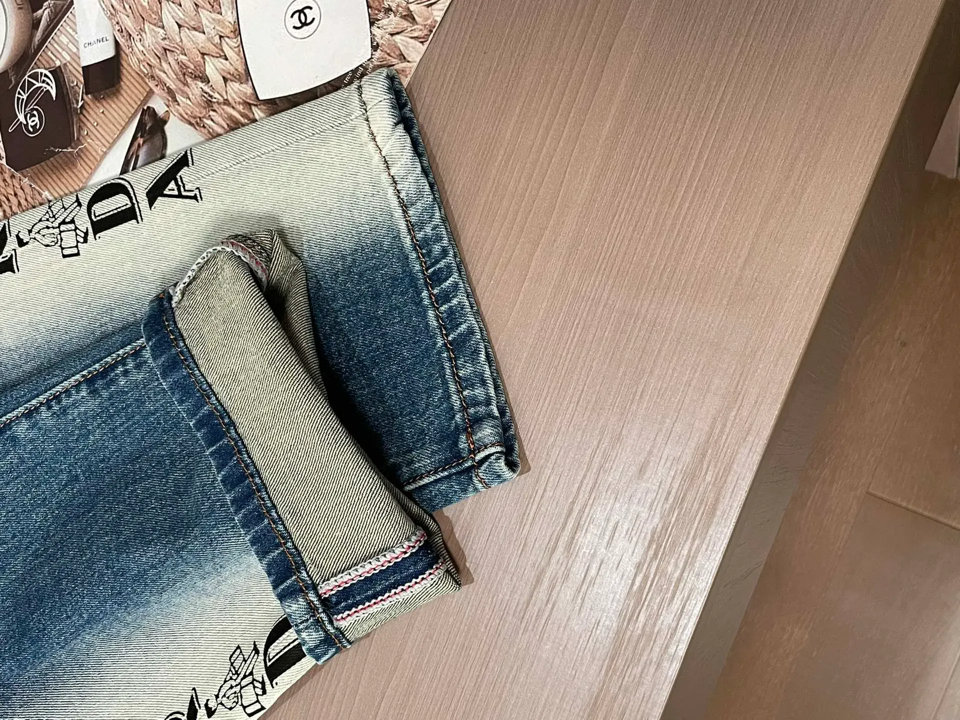 Джинсы Женские Prada 5743579