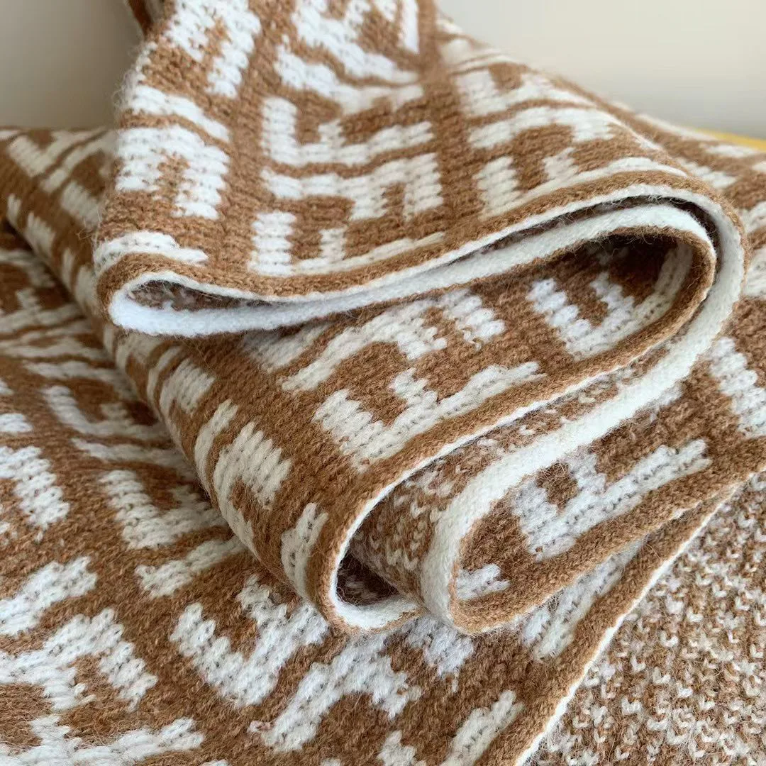 Шарфы Fendi 412299