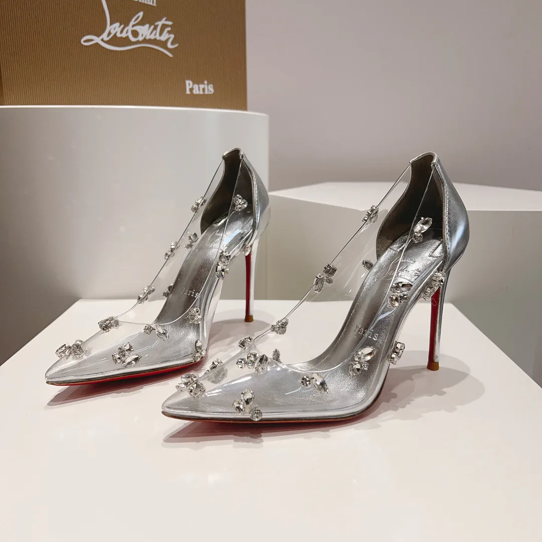 Туфли Женские Christian Louboutin 18004001