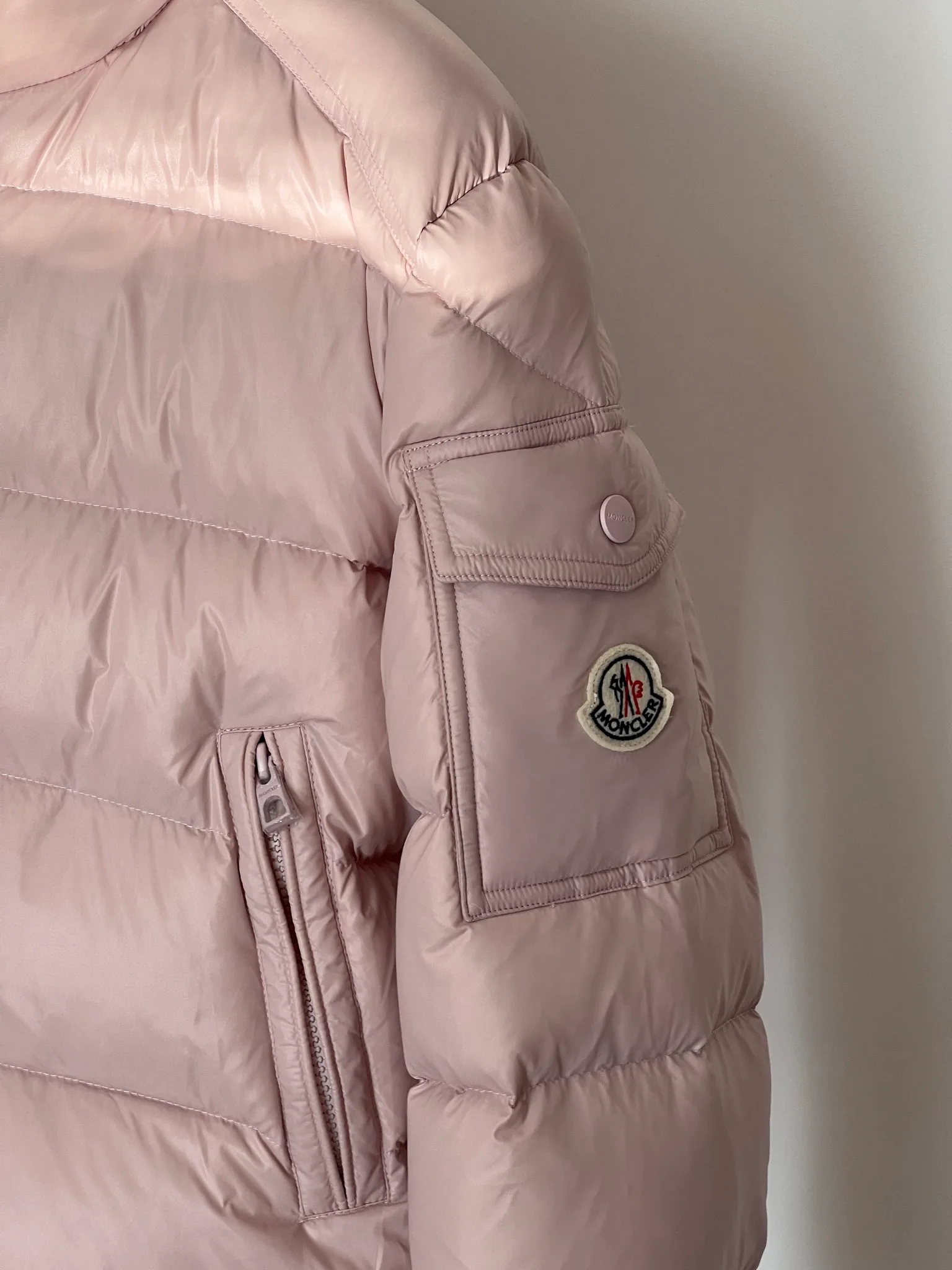Куртки И Пуховики Женские Moncler 18416133