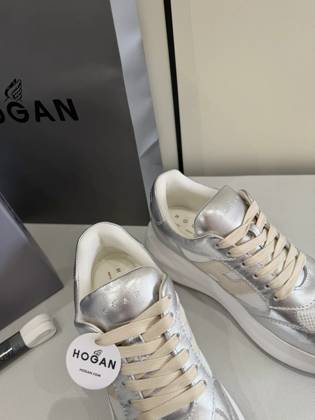 Кроссовки Женские Hogan 12615183