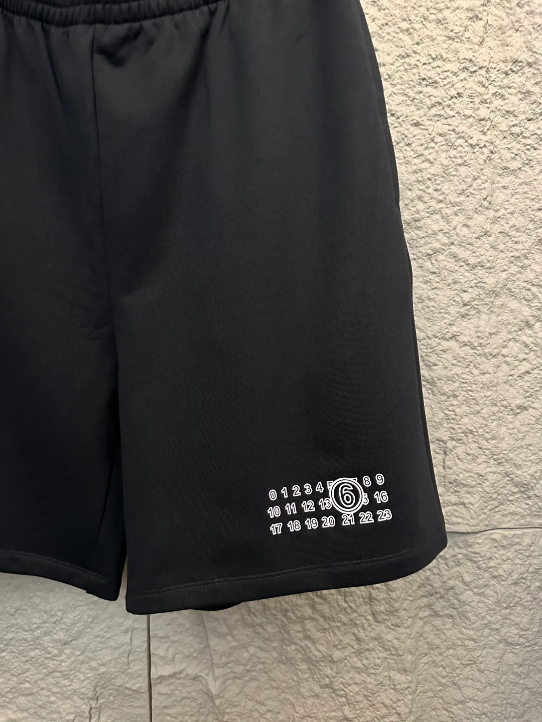 Шорты Женские Maison Margiela 12773396