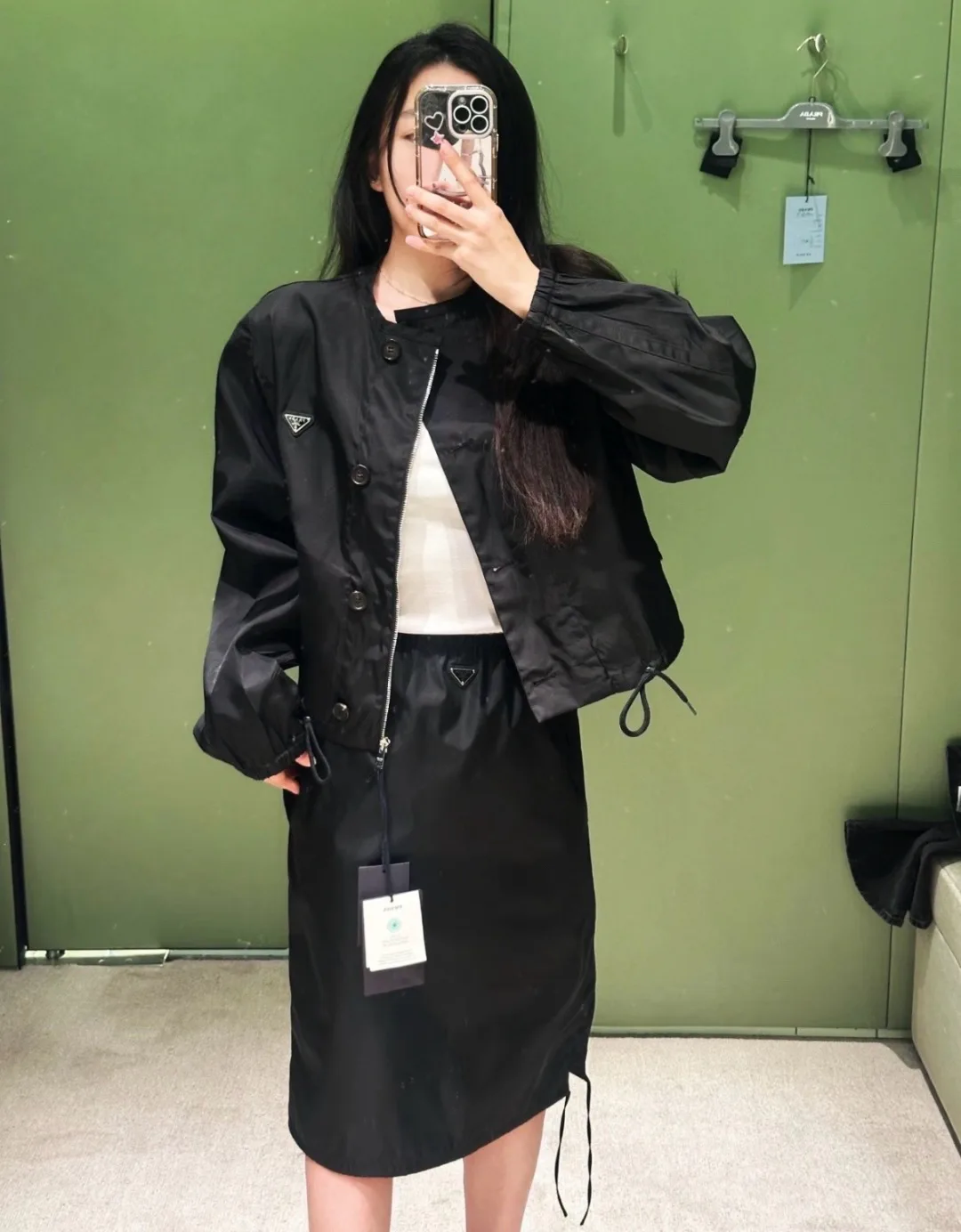 Куртки И Пуховики Женские Prada 17995957