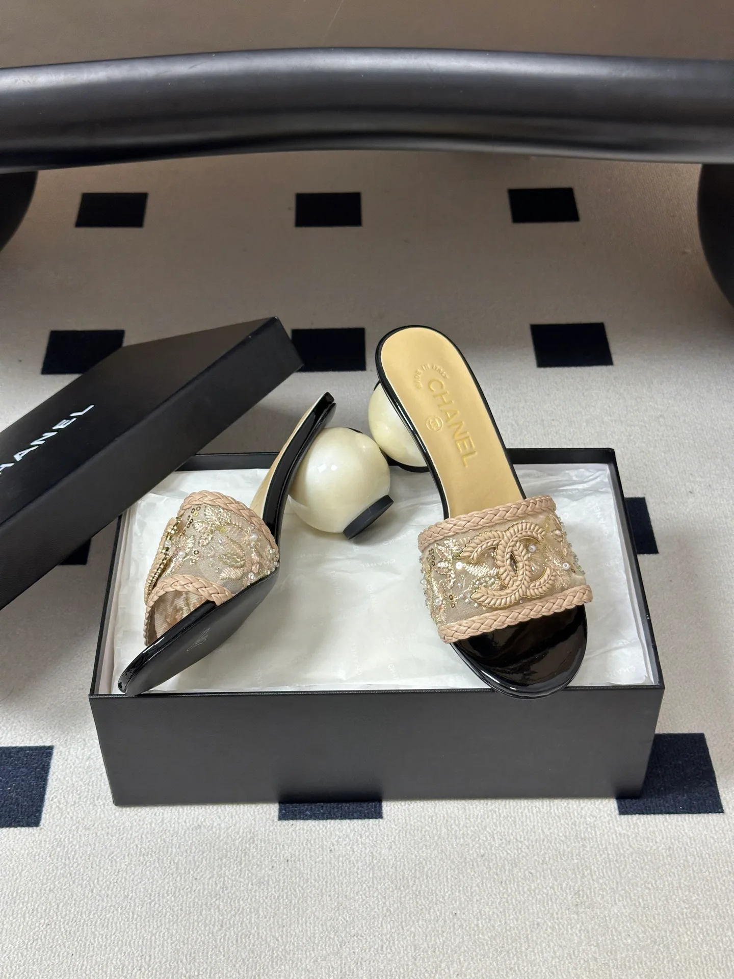 Босоножки Женские Chanel 17403442