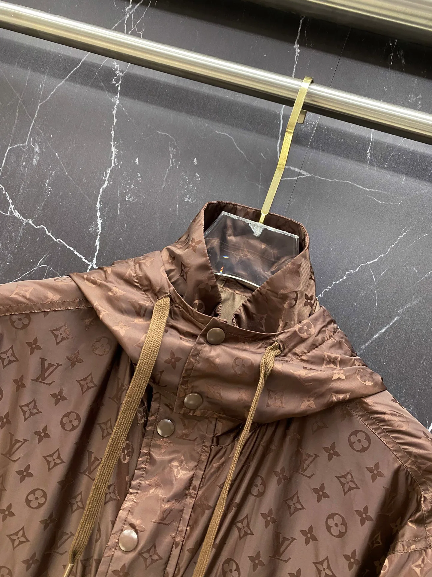 Куртки И Пуховики Мужские Louis Vuitton 10163428