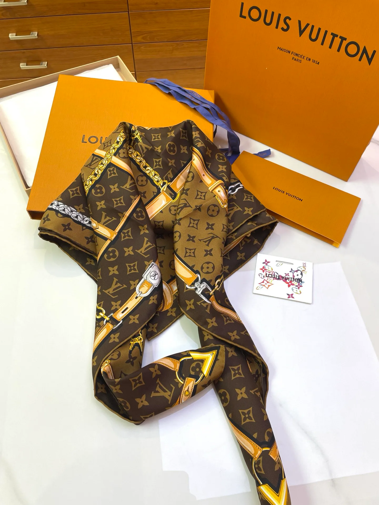 Платки Louis Vuitton 14243