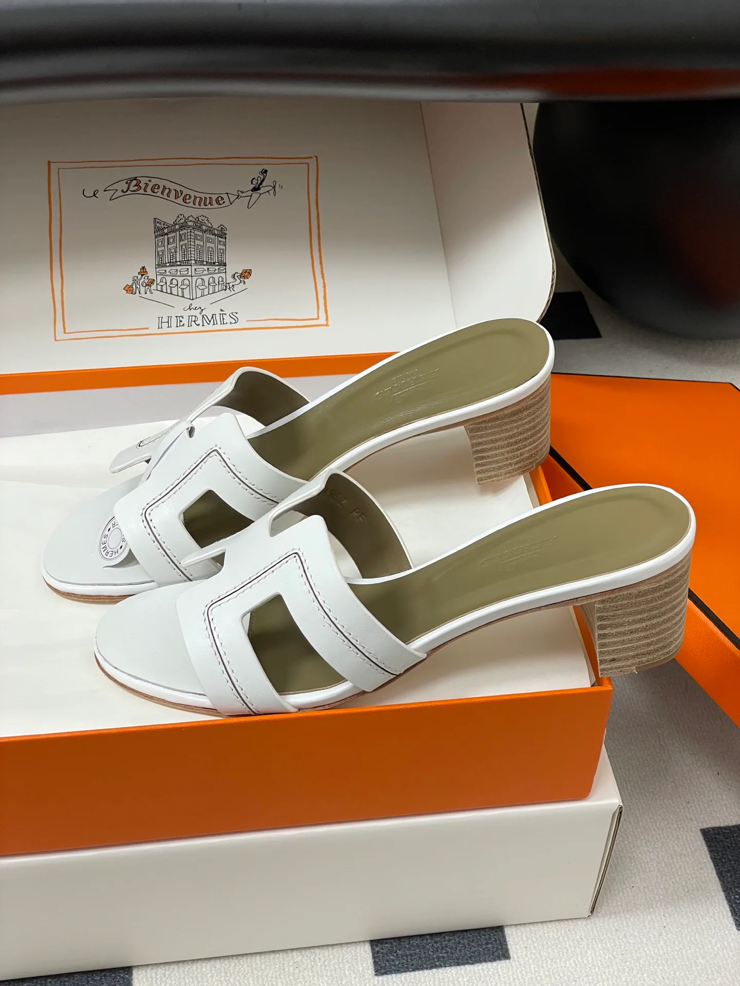 Босоножки Женские Hermes 9411630