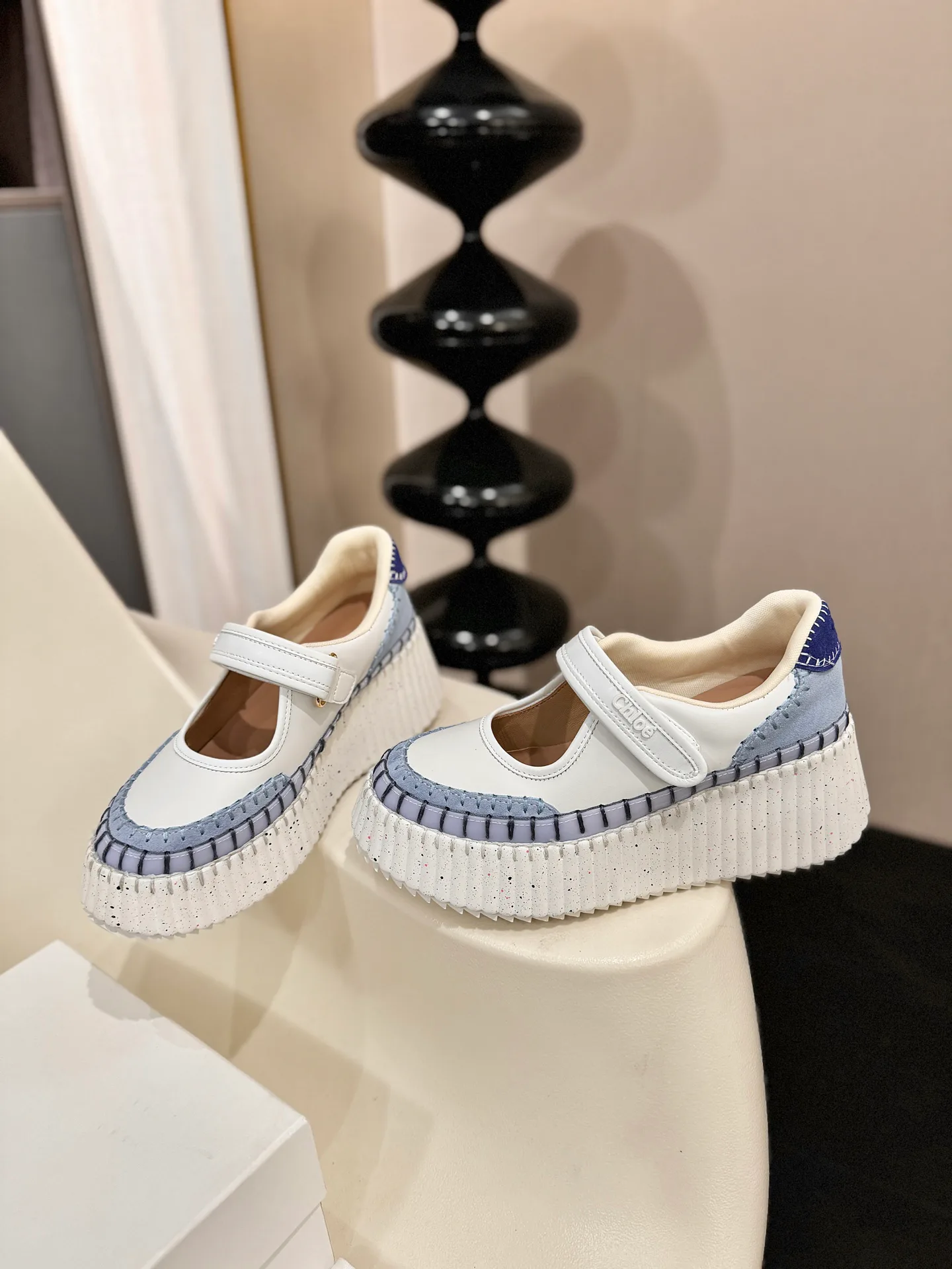 Кроссовки Женские Chloe 13253506