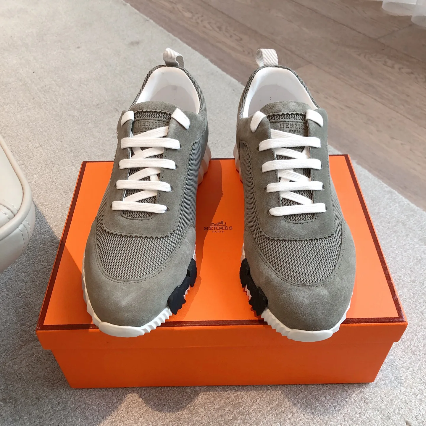 Кроссовки Женские Hermes 1154408