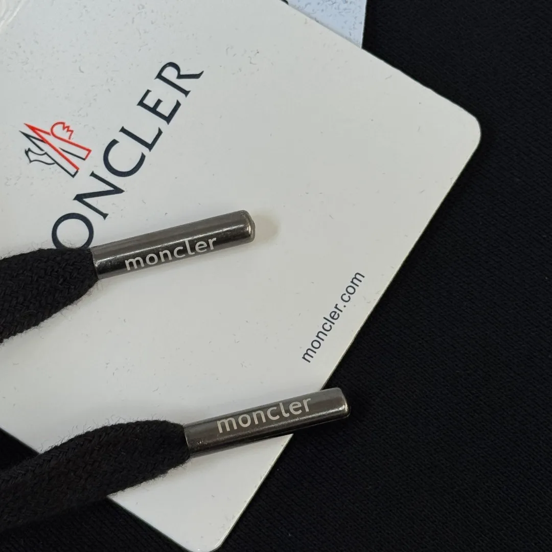 Шорты Женские Moncler 11668005