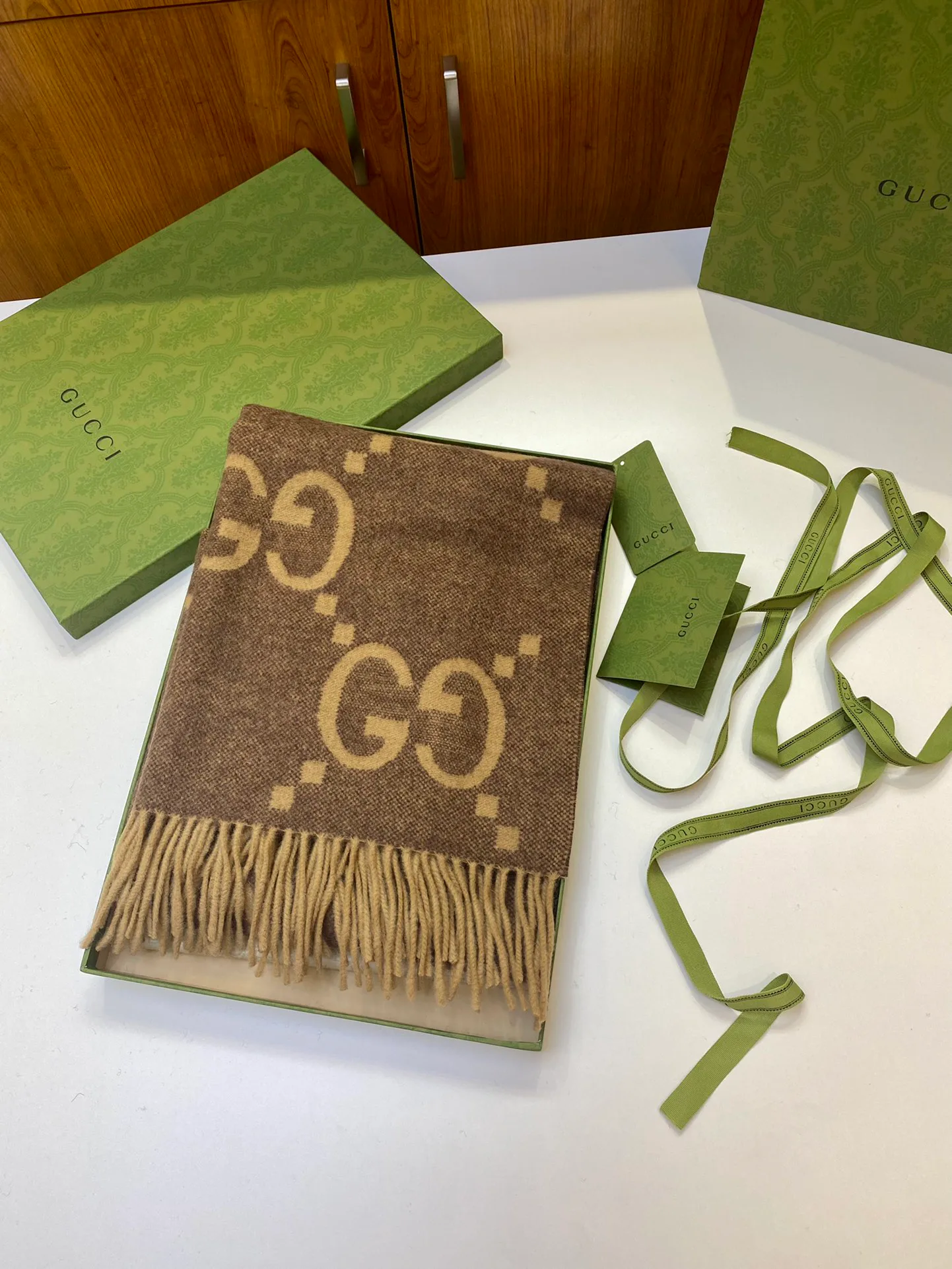 Шарфы Gucci 210283