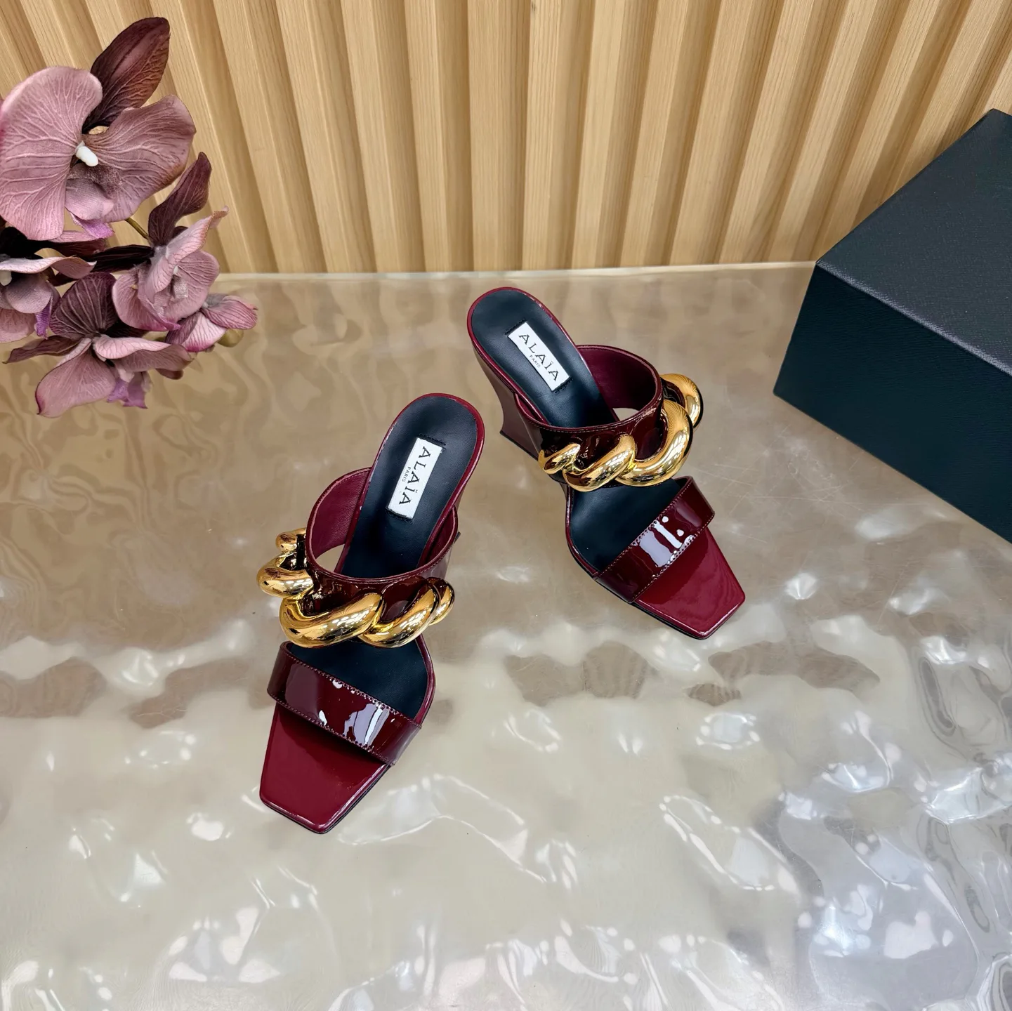 Босоножки Женские Alaia 11065096