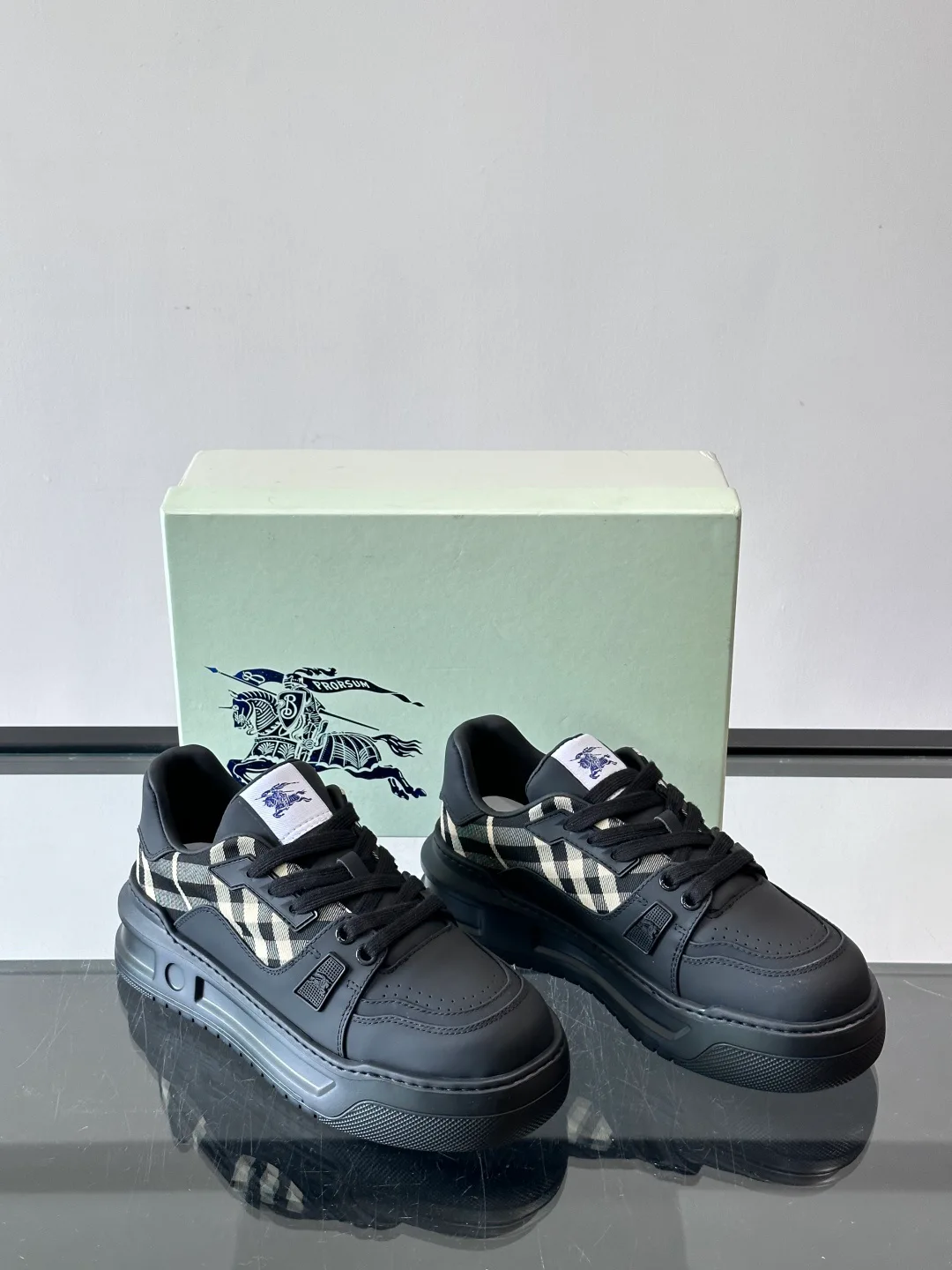 Кроссовки Мужские Burberry 10822704