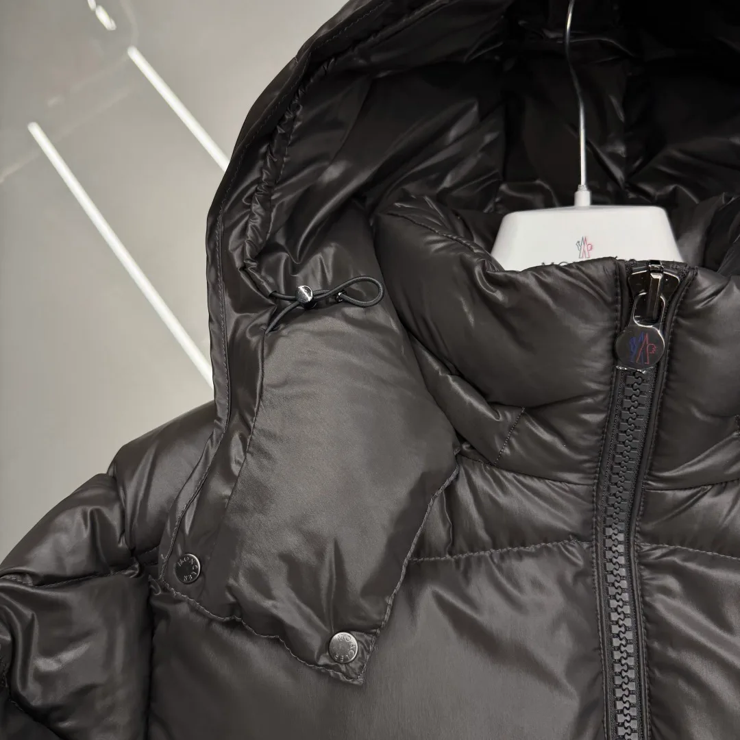 Куртки И Пуховики Мужские Moncler 17391878