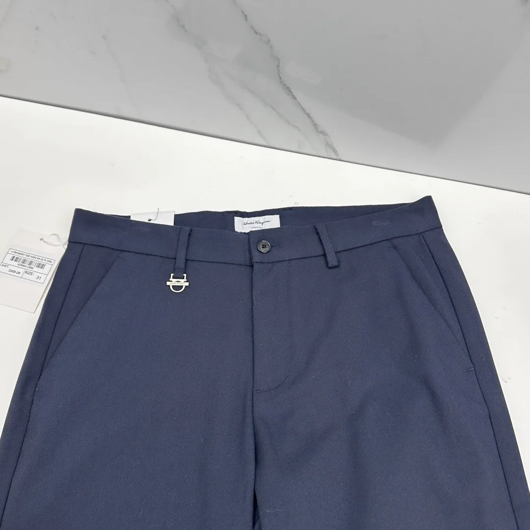 Брюки Мужские Salvatore Ferragamo 18246807