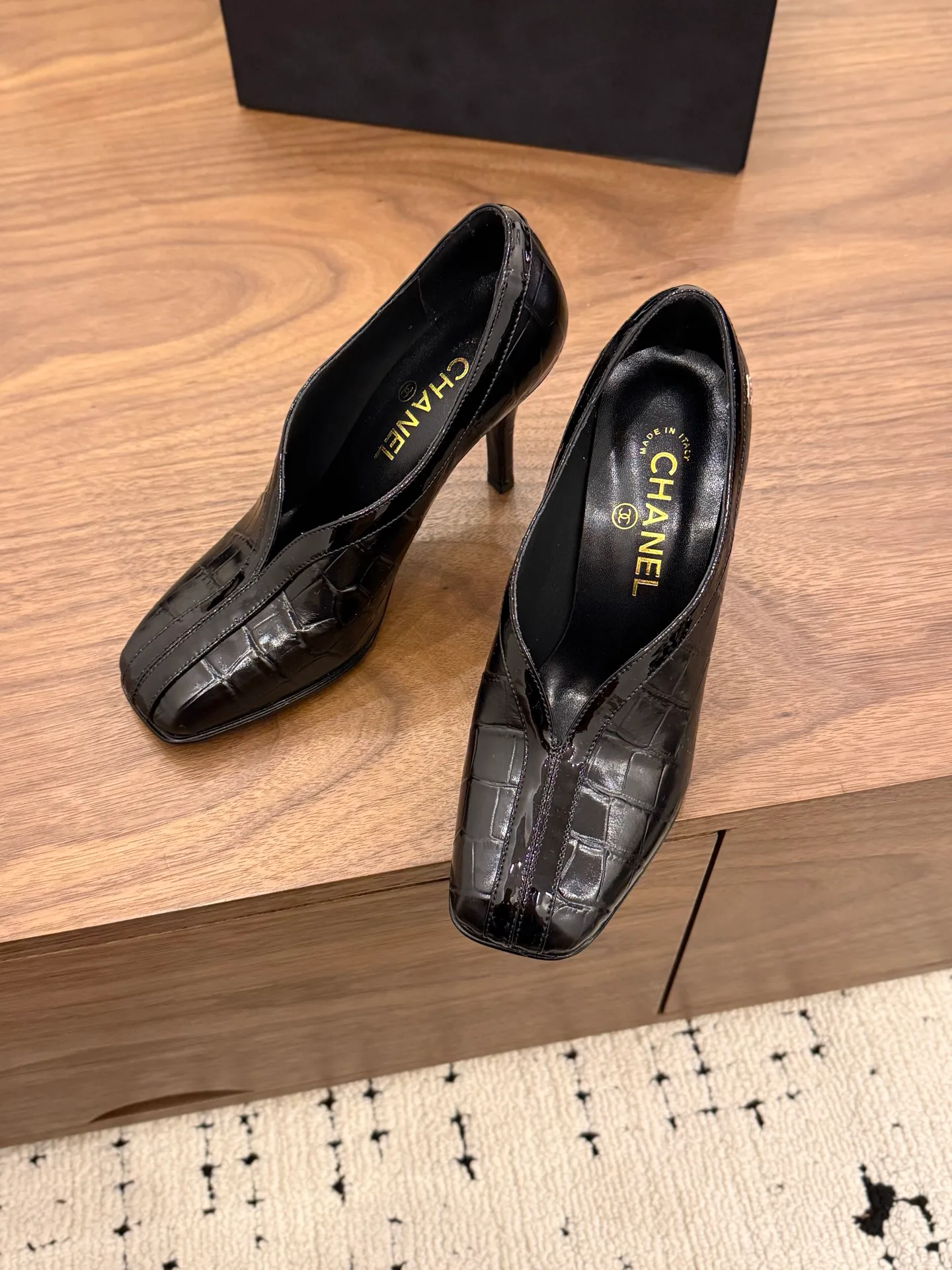 Туфли Женские Chanel 18034492