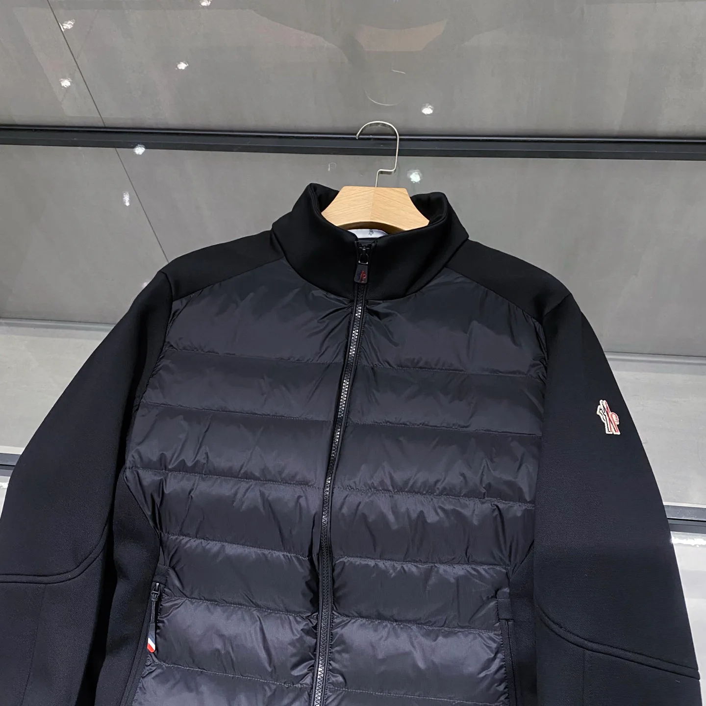 Куртки И Пуховики Мужские Moncler 389569