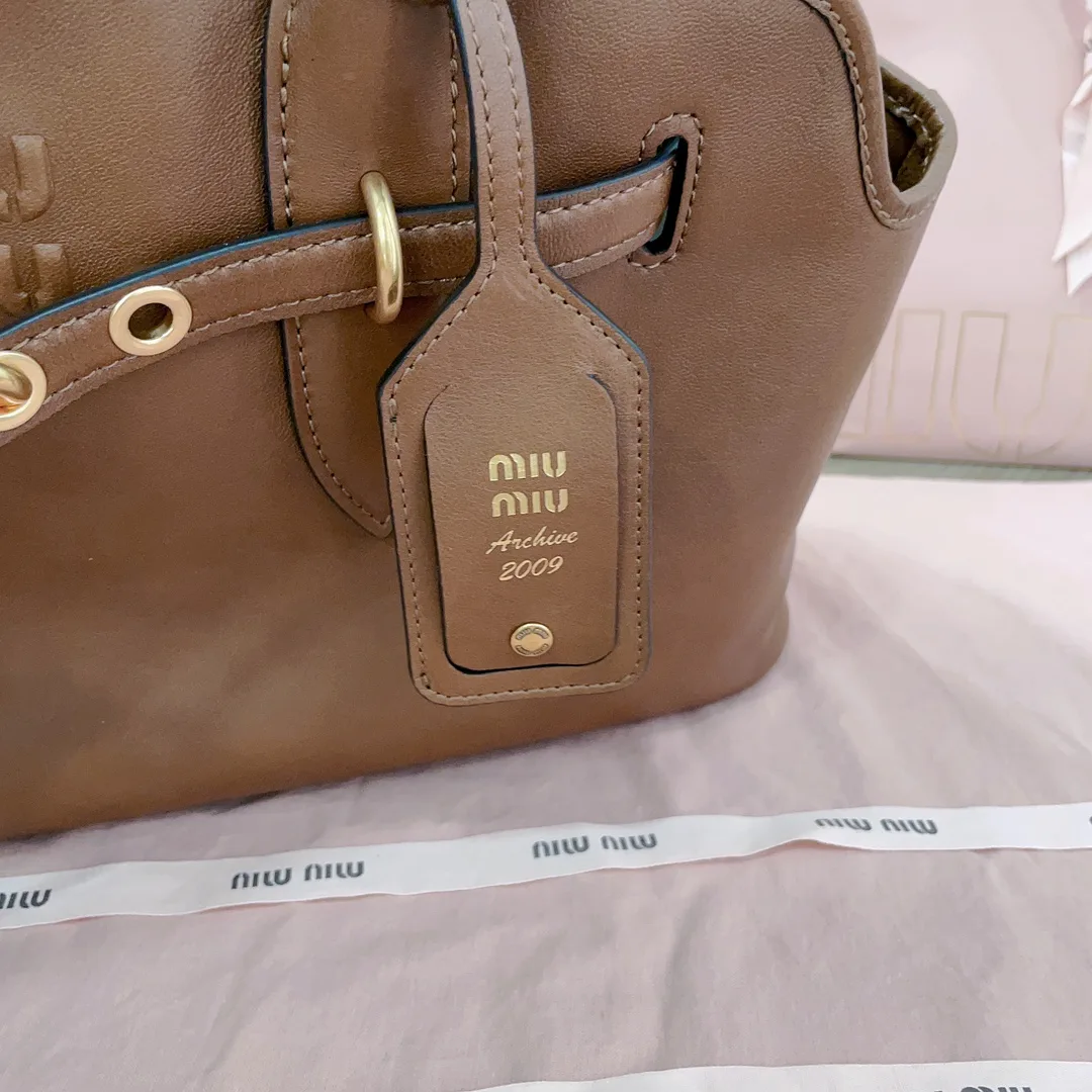 Классические Сумки Женские Miu Miu 18004737