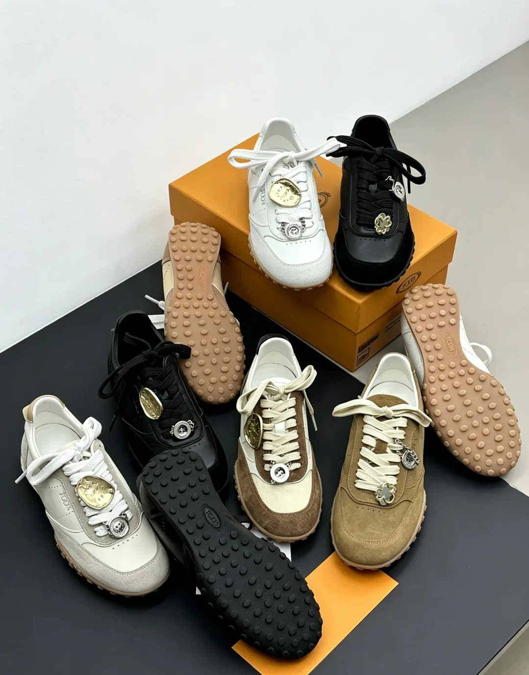Кроссовки Женские Tod's 18732015