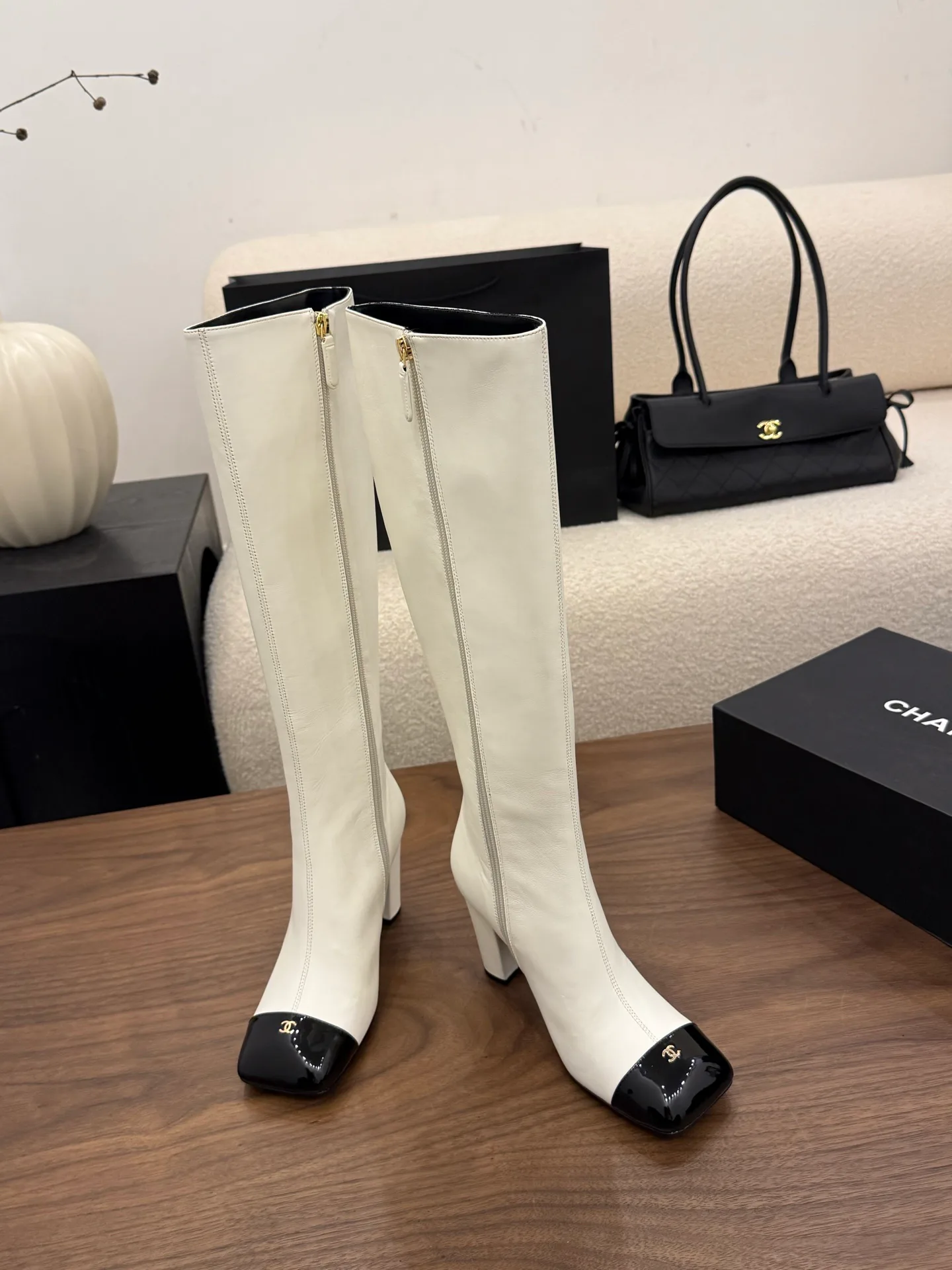 Сапоги Женские Chanel 17925192