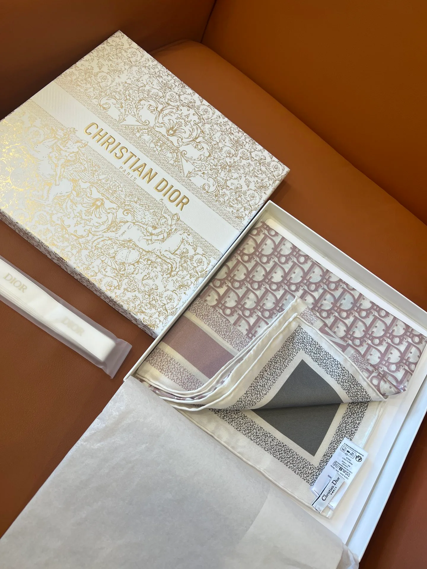 Платки Christian Dior 11852831