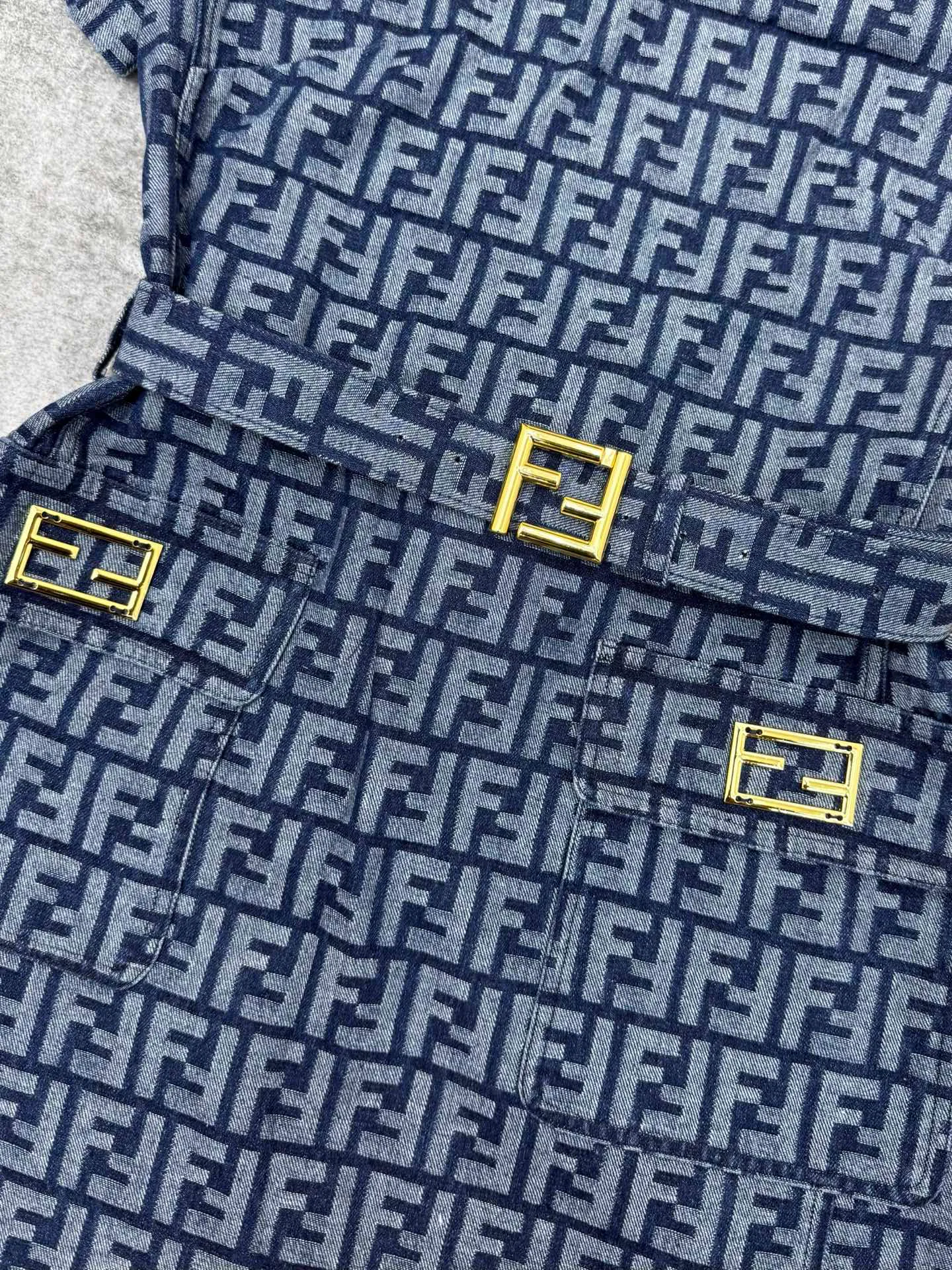 Платья Женские Fendi 13232016
