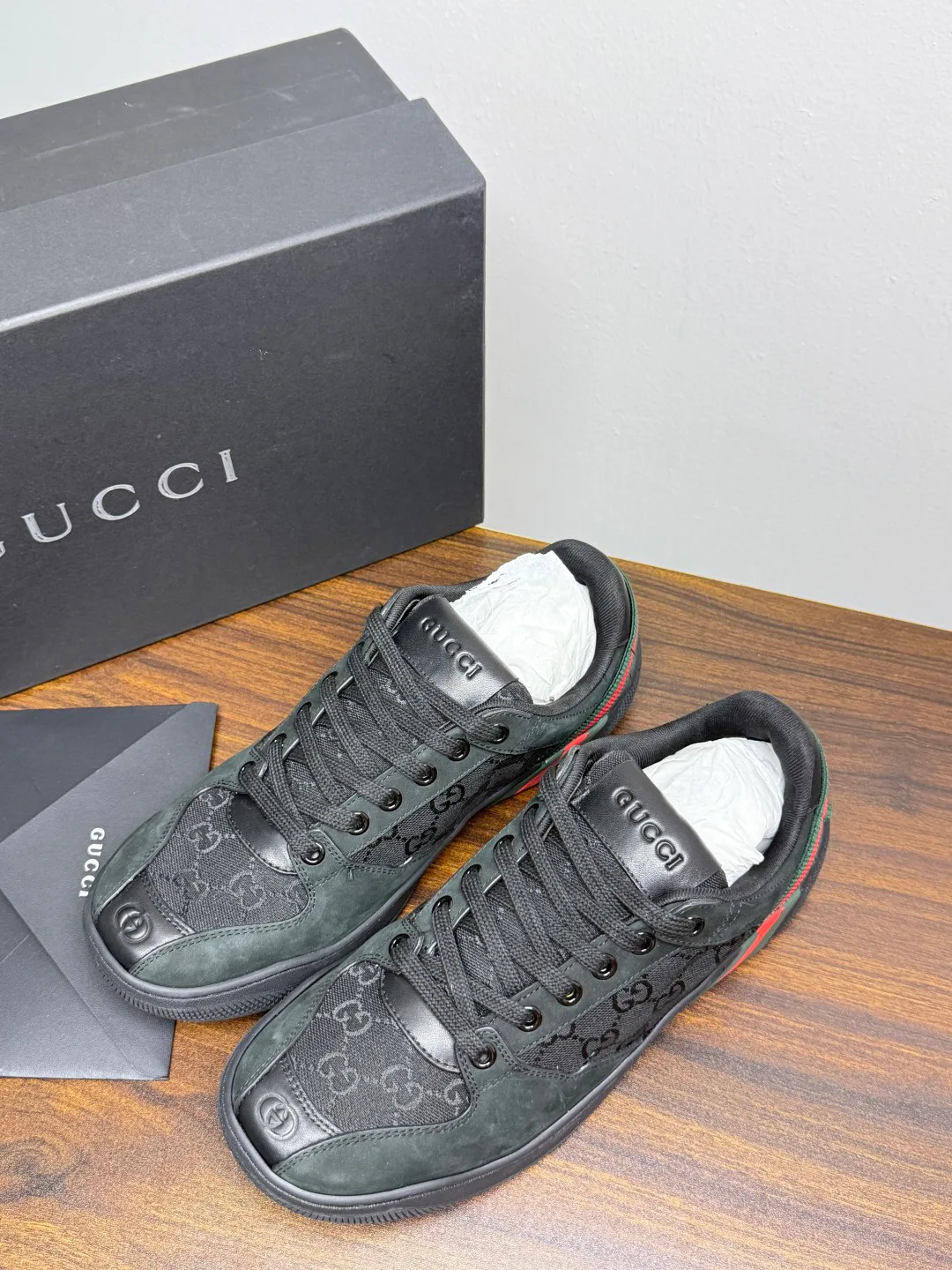 Кроссовки Женские Gucci 18961383