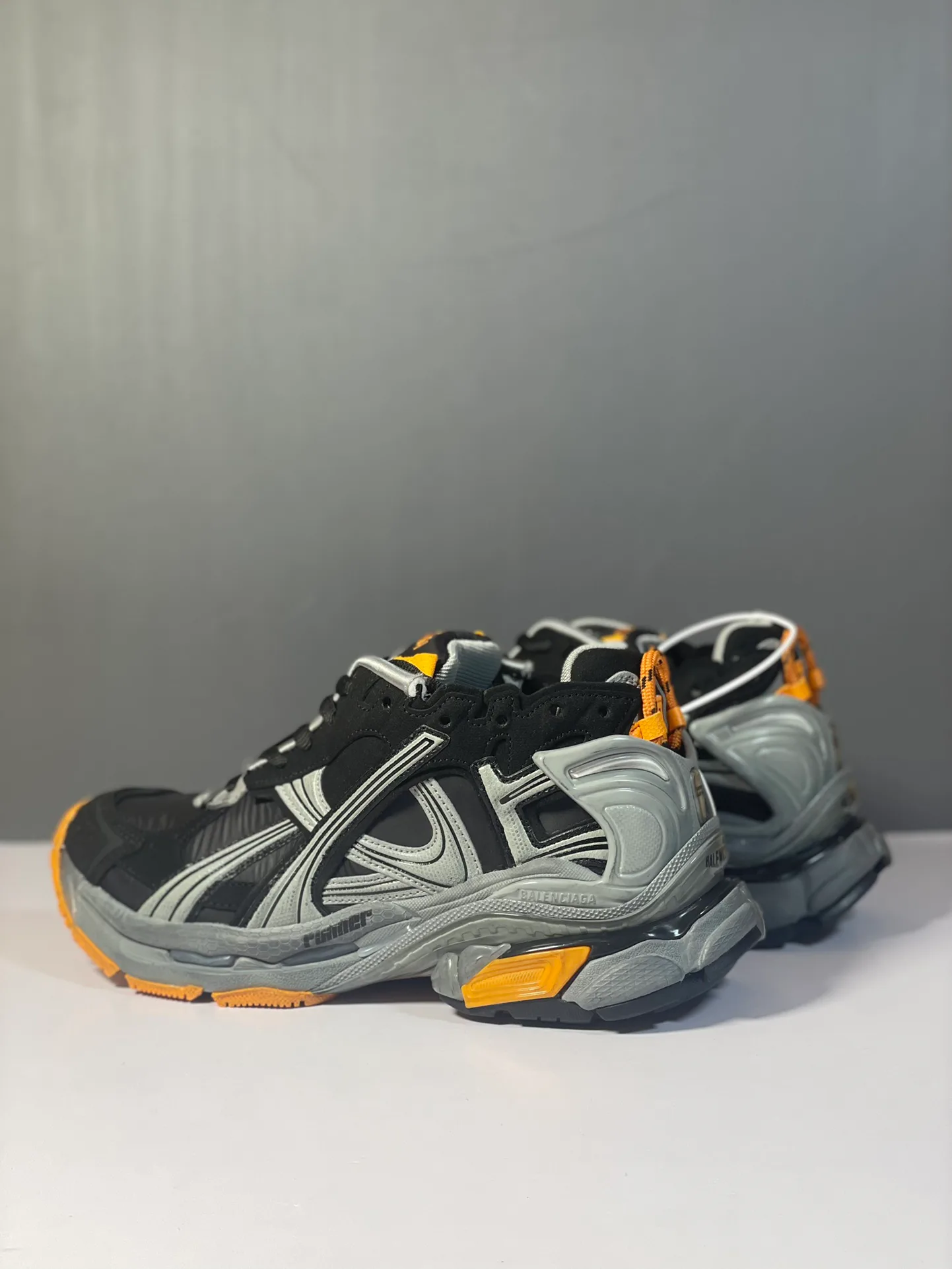 Кроссовки Женские Balenciaga 466902