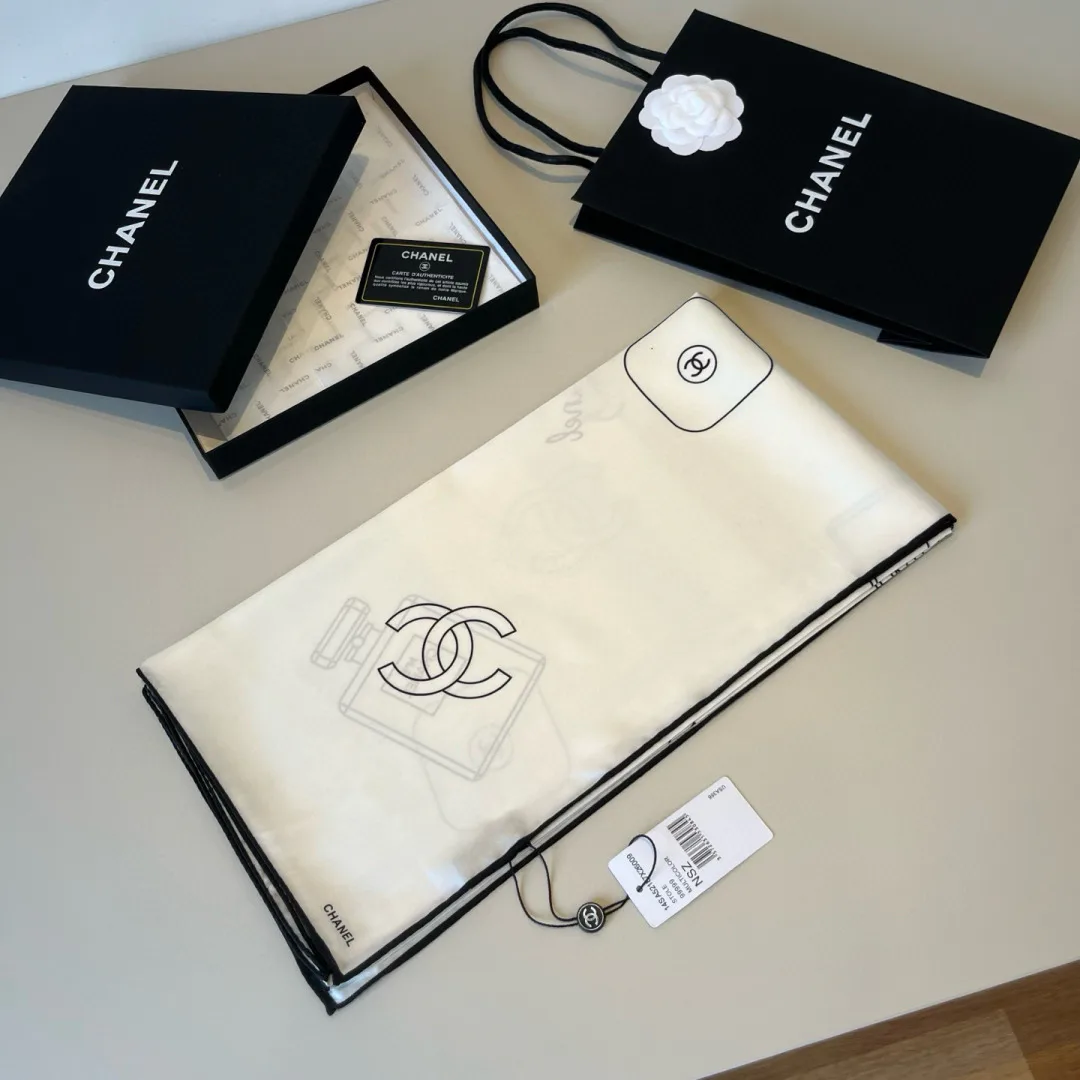 Платки Chanel 11362341