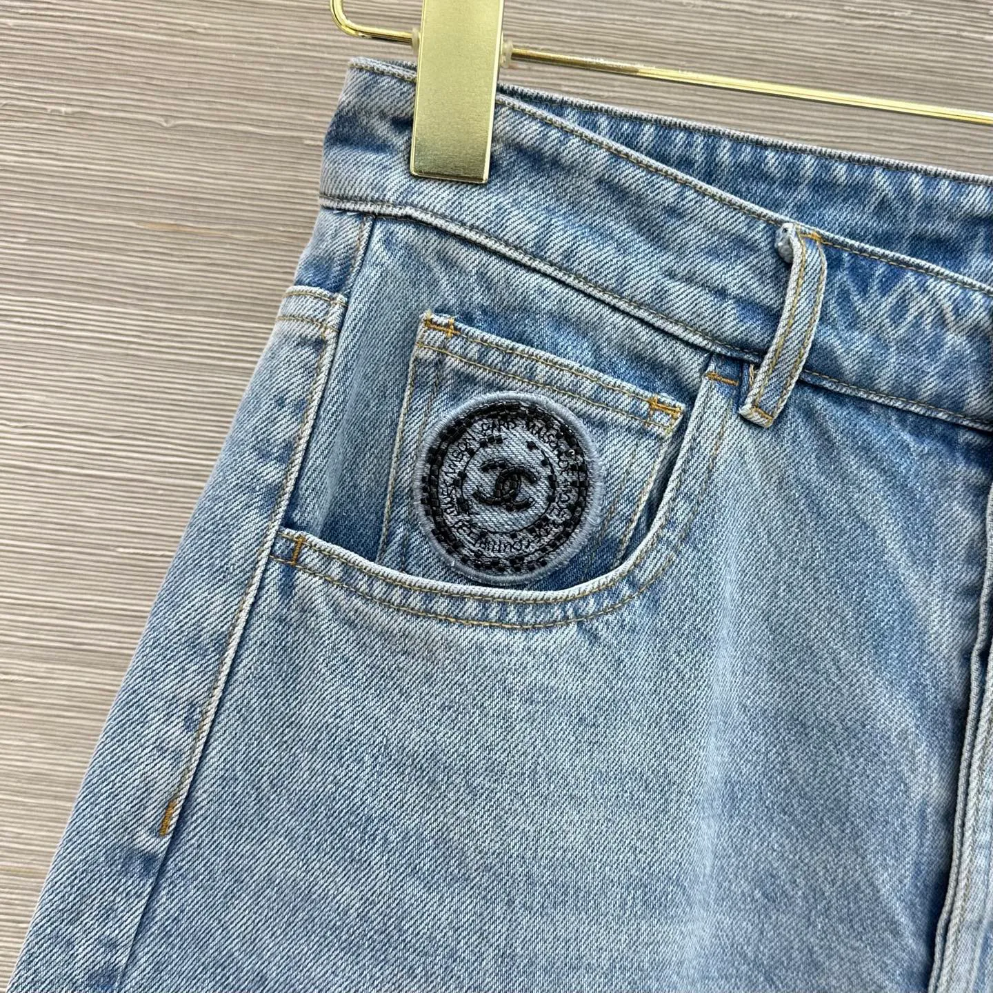 Джинсы Женские Chanel 19625494