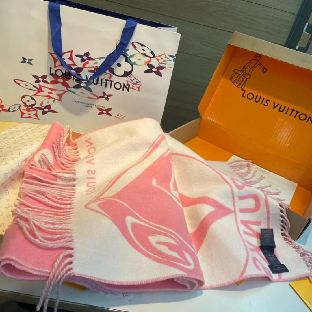Шарфы Louis Vuitton 124030