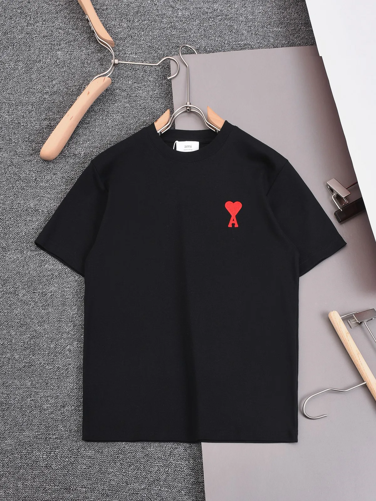 Футболки Женские Ami Paris 788947