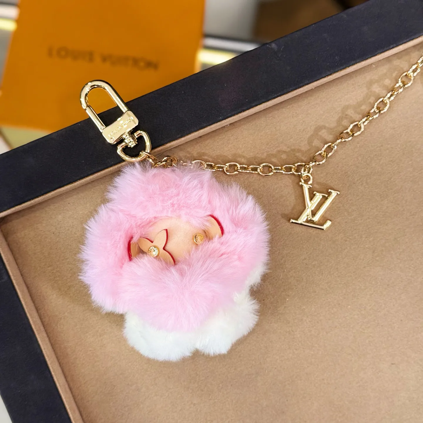 Ключницы Louis Vuitton 18225905