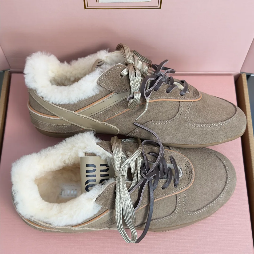 Кроссовки Женские Miu Miu 18505377