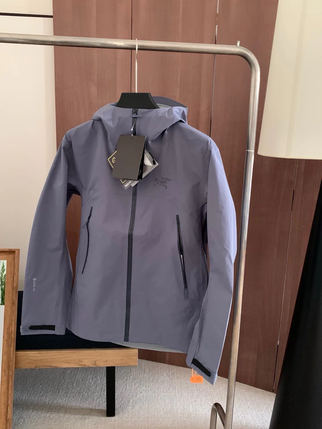 Куртки И Пуховики Женские Arcteryx 19224984