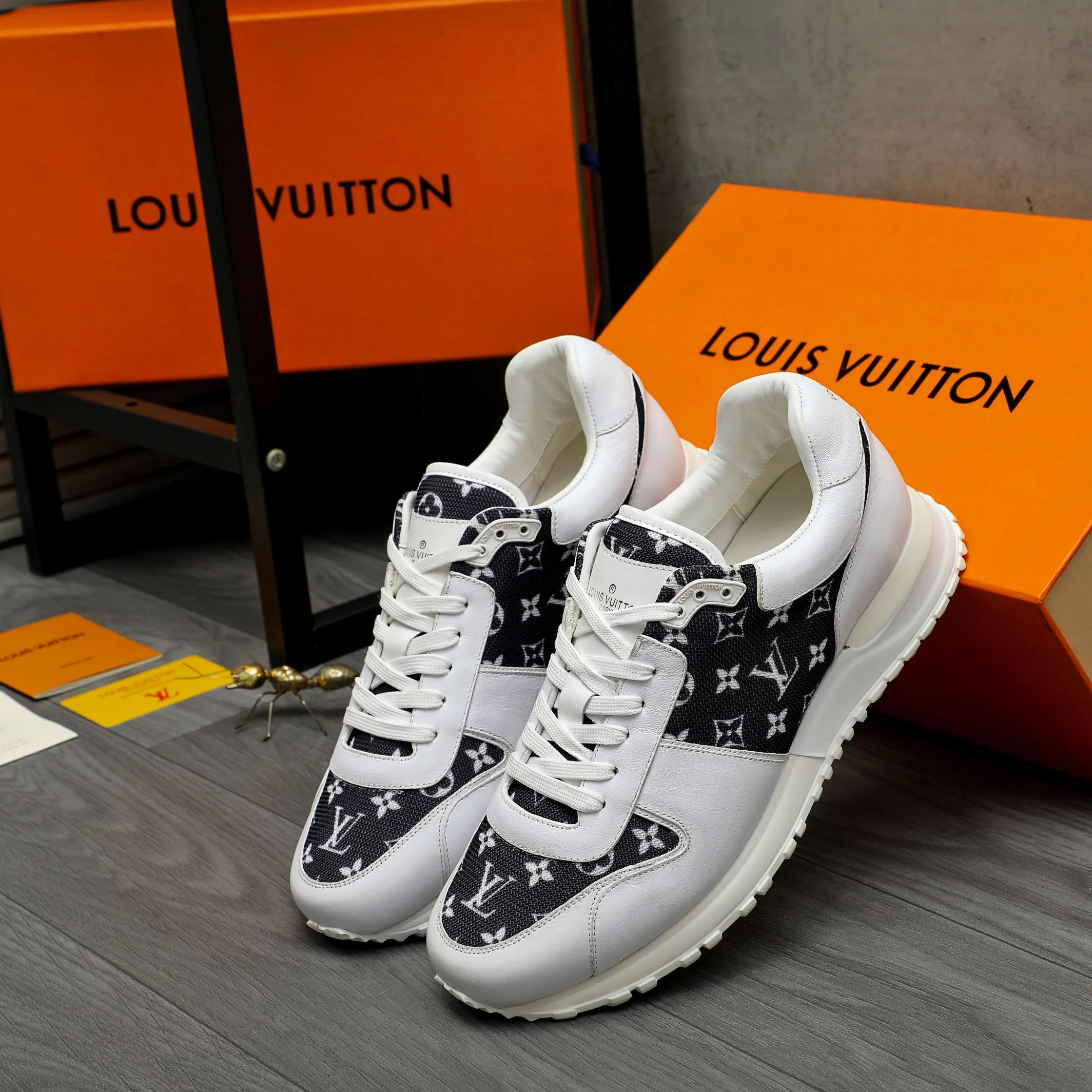 Кроссовки Мужские Louis Vuitton 288048